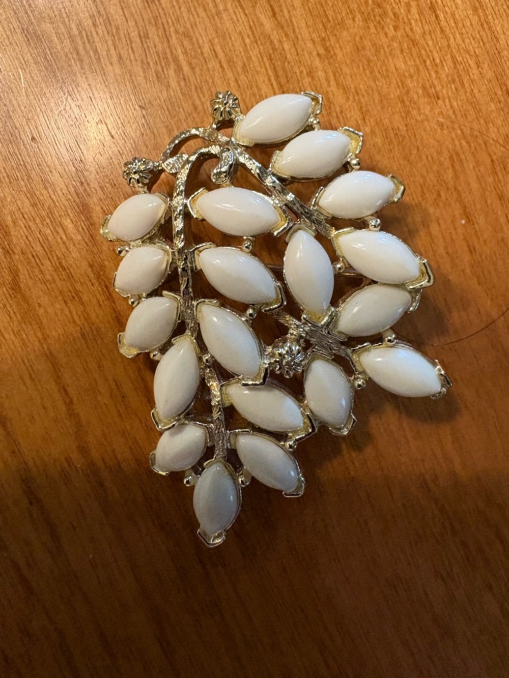 Kramer Vintage Milk Glass Brooch